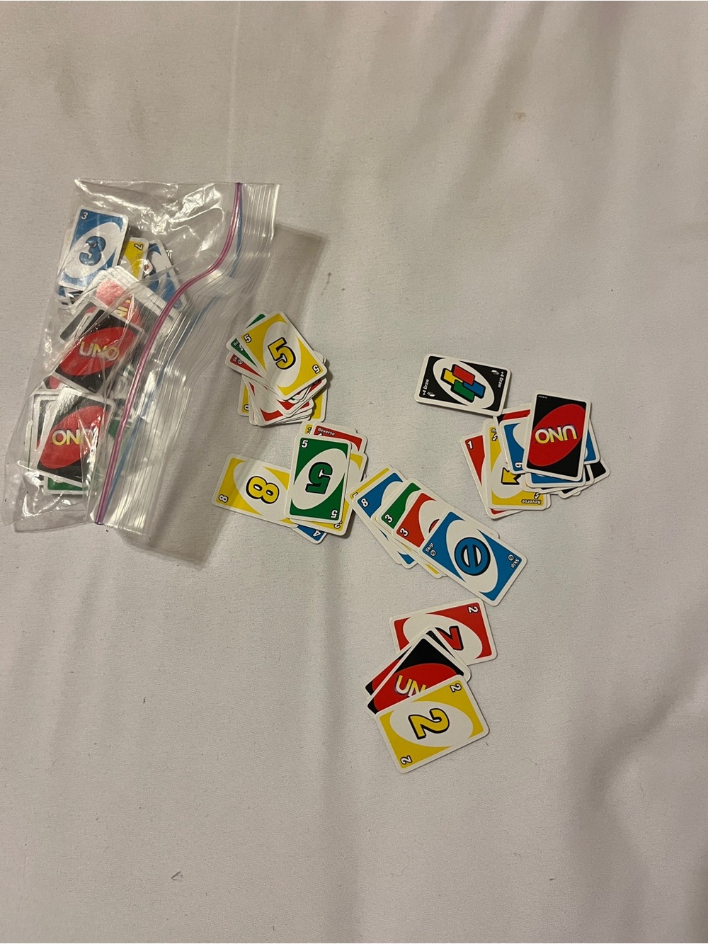 Mattel UNO World’s Smallest Miniature Playing Cards Game Lot Deck Bag